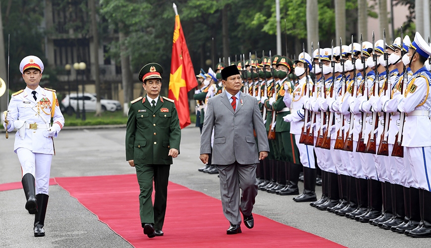 Indonesia Defence Minister visits Vietnam, holds talks in Hanoi